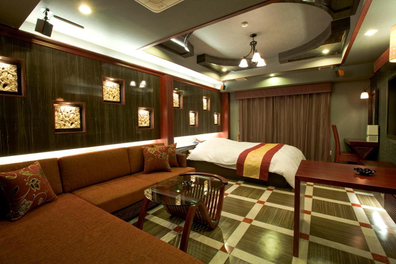Hotel Bintang Pari Resort (Adults Only) Кобе Экстерьер фото