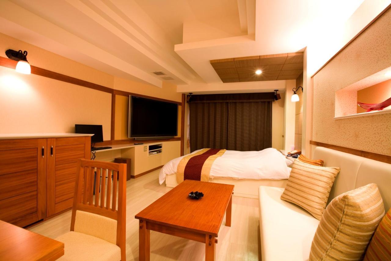 Hotel Bintang Pari Resort (Adults Only) Кобе Экстерьер фото
