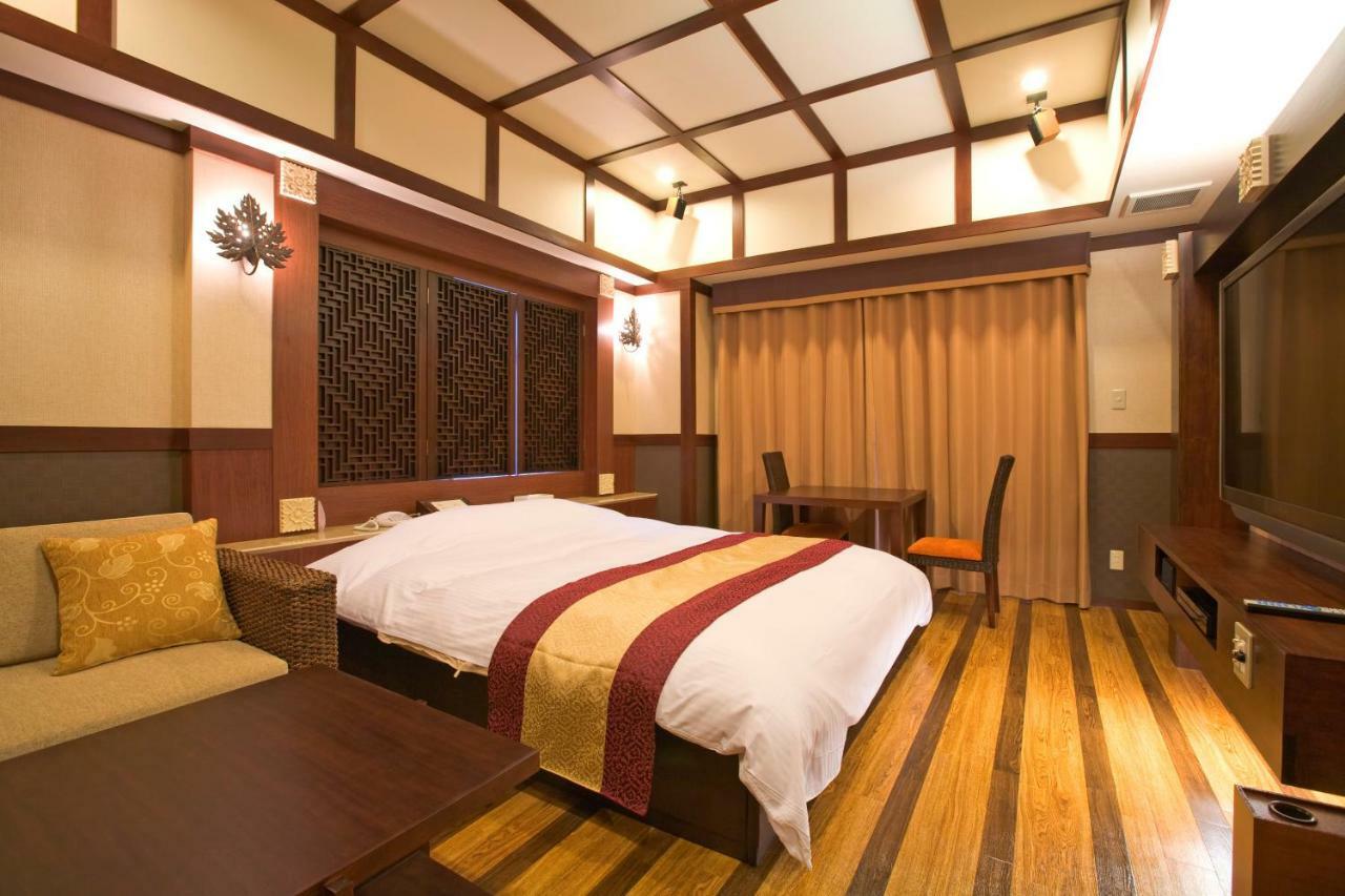 Hotel Bintang Pari Resort (Adults Only) Кобе Экстерьер фото